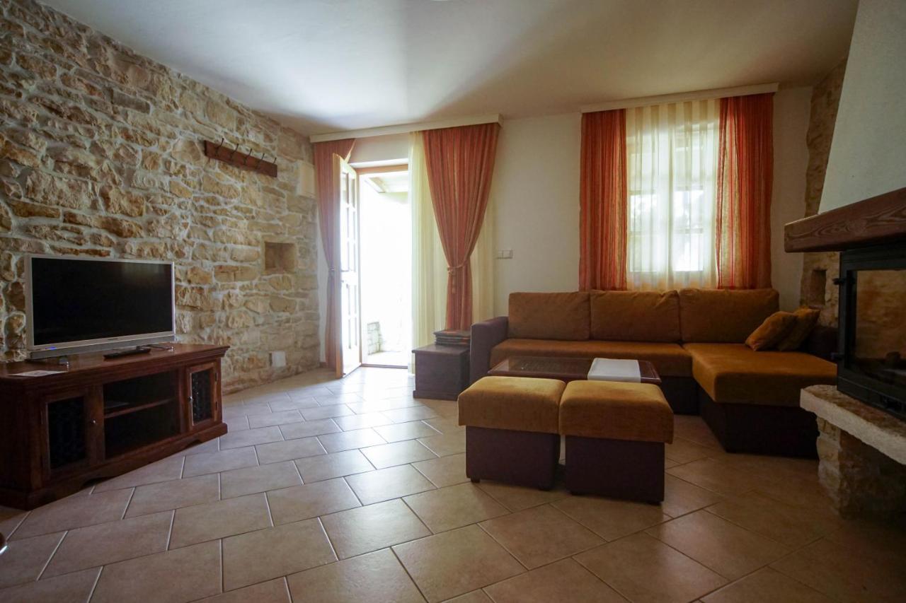Apartments Villa Stapo Ουμάγκ Εξωτερικό φωτογραφία