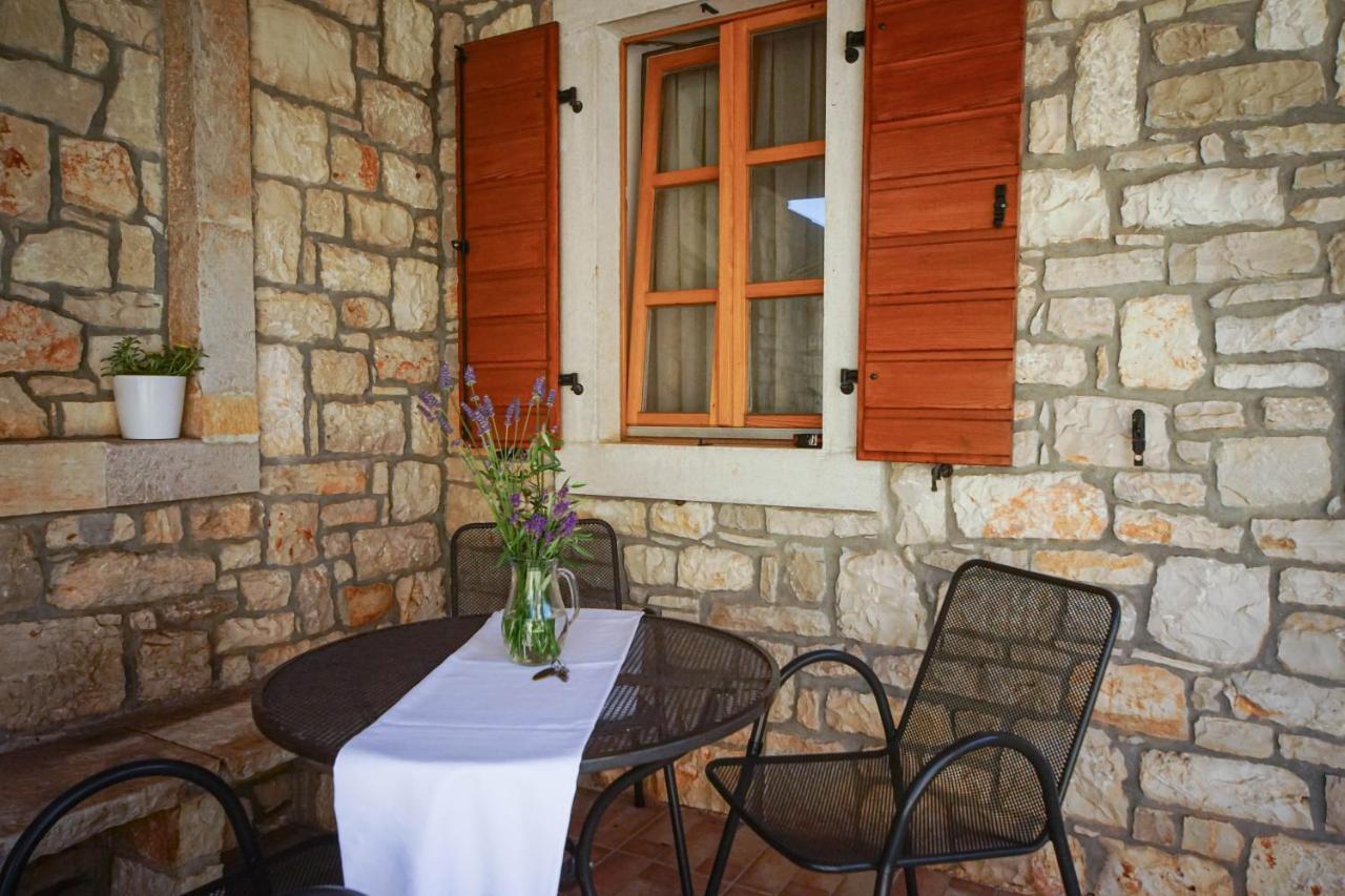 Apartments Villa Stapo Ουμάγκ Εξωτερικό φωτογραφία