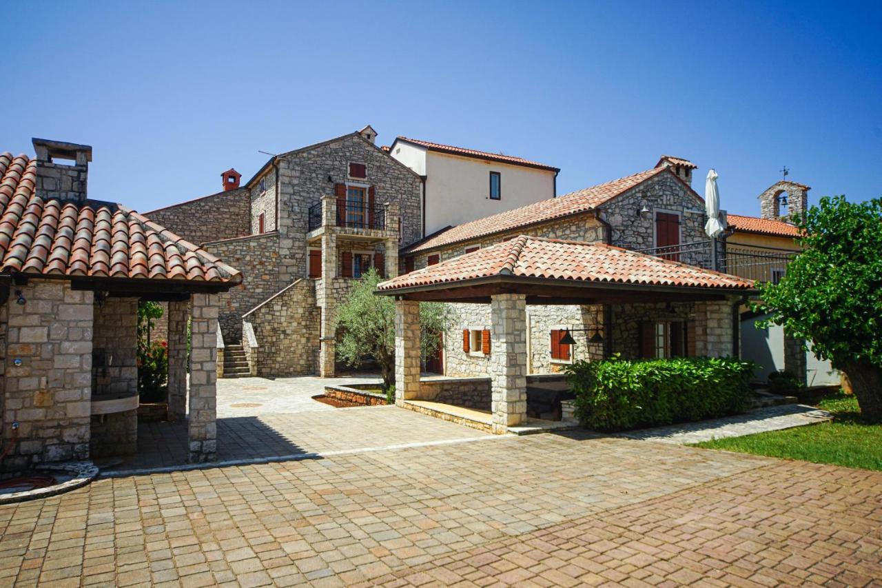 Apartments Villa Stapo Ουμάγκ Εξωτερικό φωτογραφία