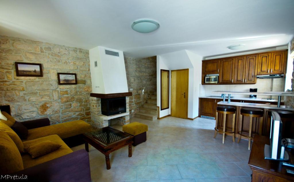 Apartments Villa Stapo Ουμάγκ Δωμάτιο φωτογραφία